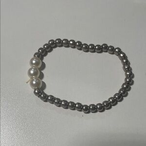 Pearl Accent Silver Bead Stretch Bracelet